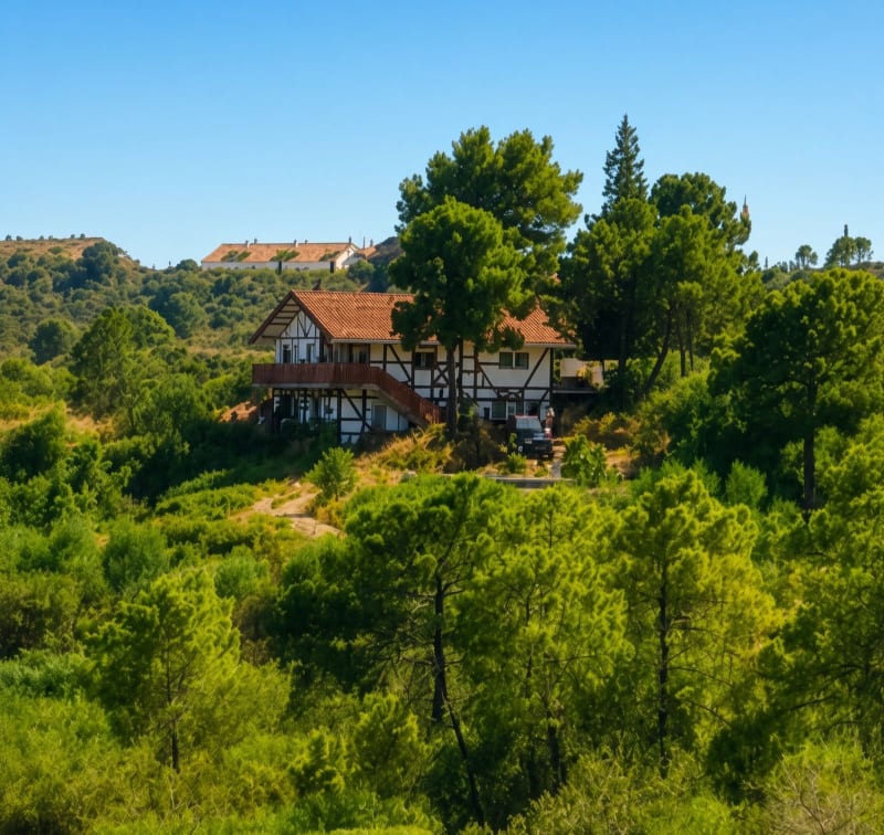 Villa til salgs i Benahavís