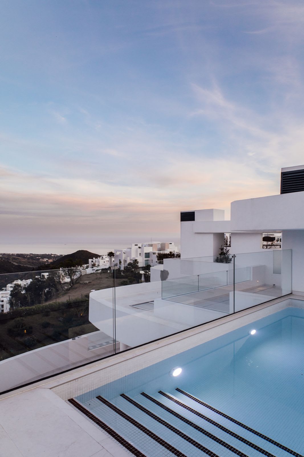Toppleilighet med 3 soverom til salgs i Marbella, Bilde 2