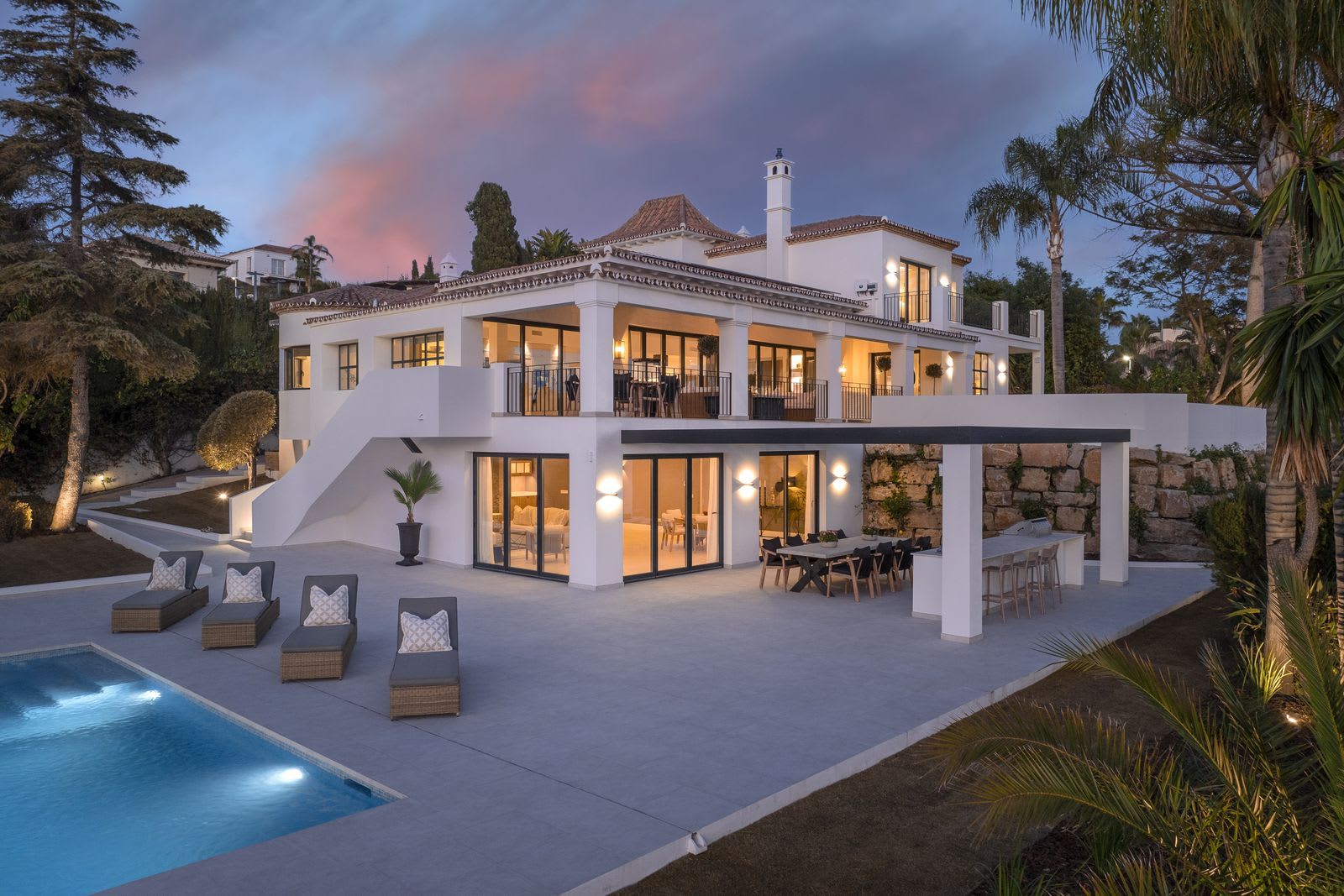 Frittliggende villa til salgs i El Paraiso, Bilde 2