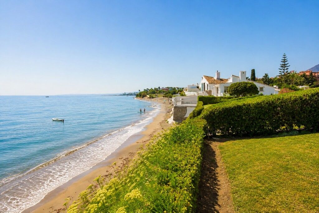 Villa til salgs i Estepona, Bilde 3