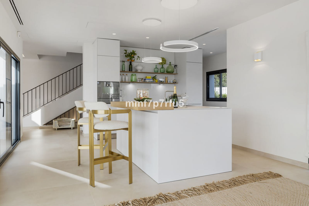 Villa til salgs i Marbella, Bilde 3