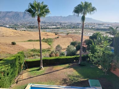 Frittliggende villa til salgs i Cerros del Aguila, Bilde 3