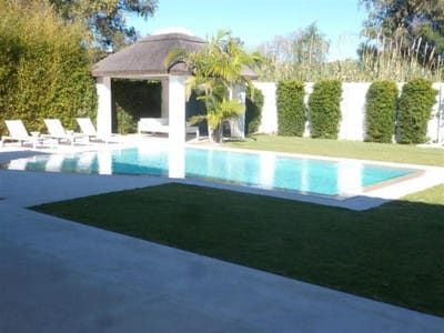 Frittliggende villa til salgs i Guadalmina Baja, Bilde 2