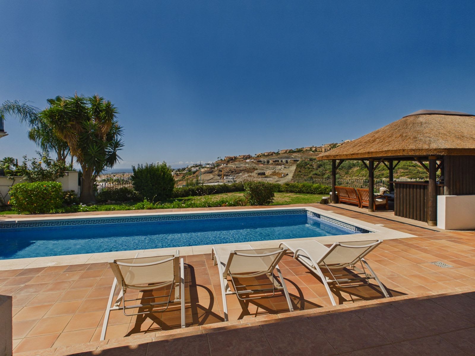 Villa til salgs i La Alqueria, Benahavís, Bilde 3