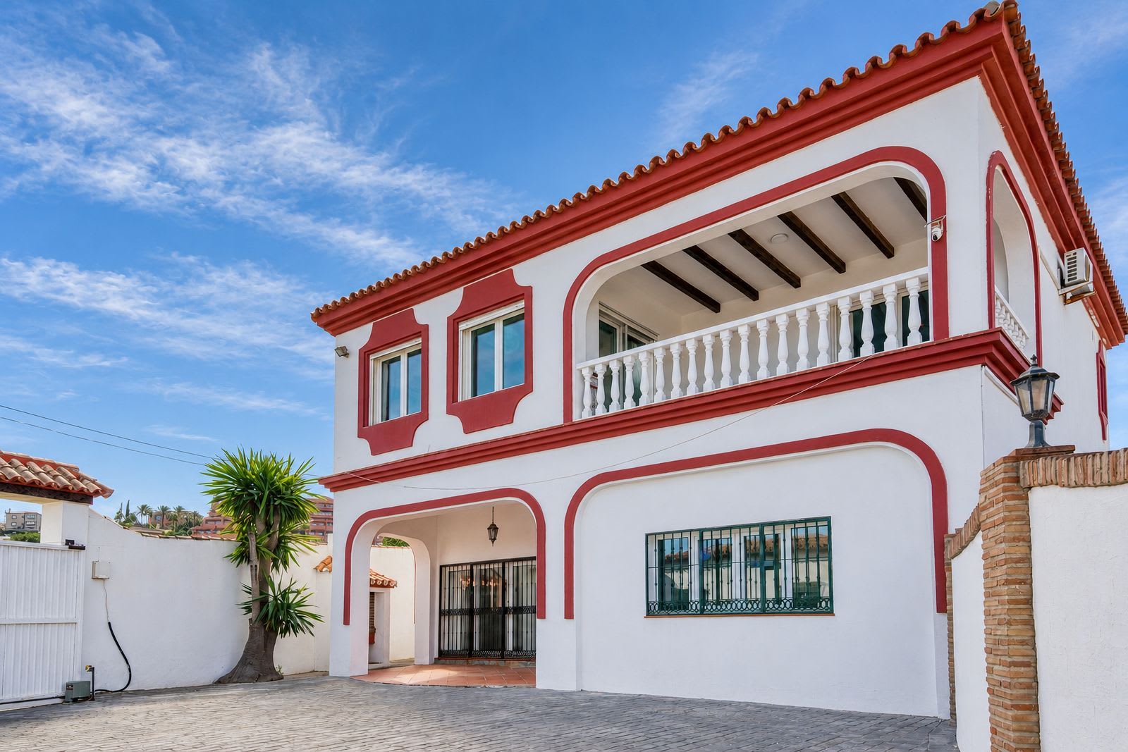 Friliggande villa till salu i Manilva, Foto 2
