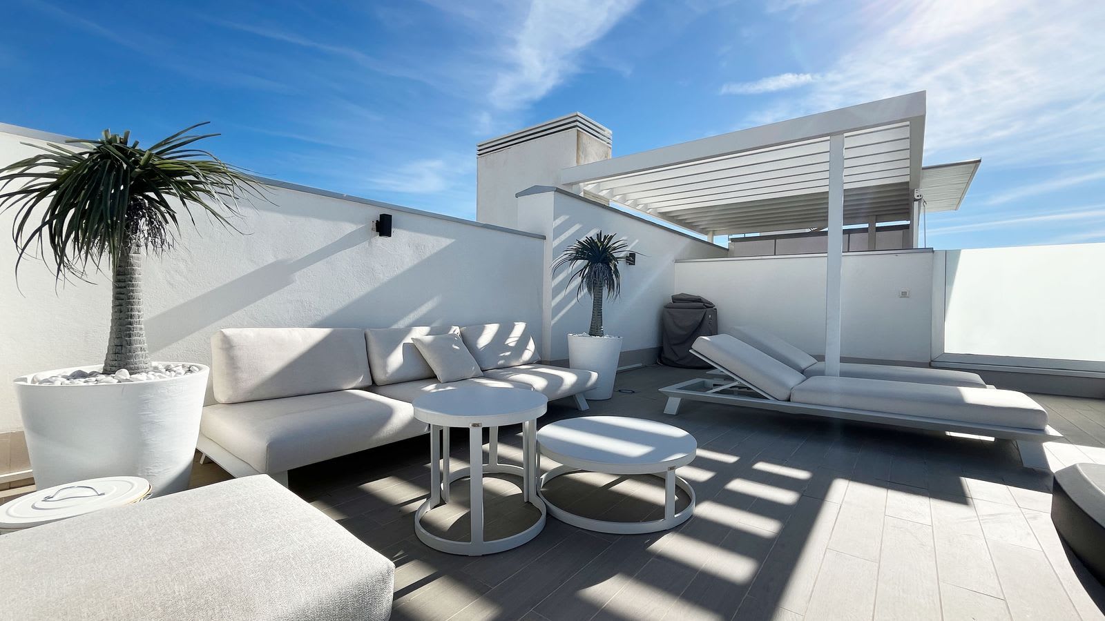 Penthouse til salgs i New Golden Mile, Bilde 3
