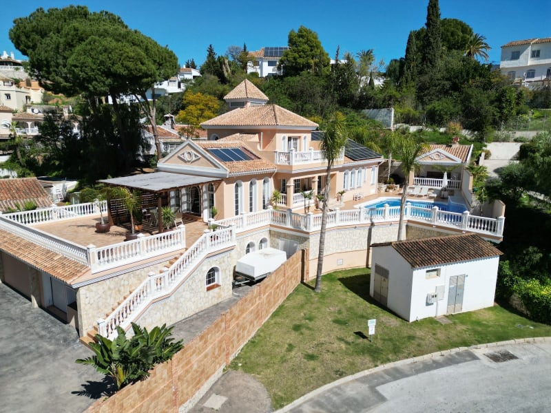 Frittliggende villa til salgs i Mijas Costa