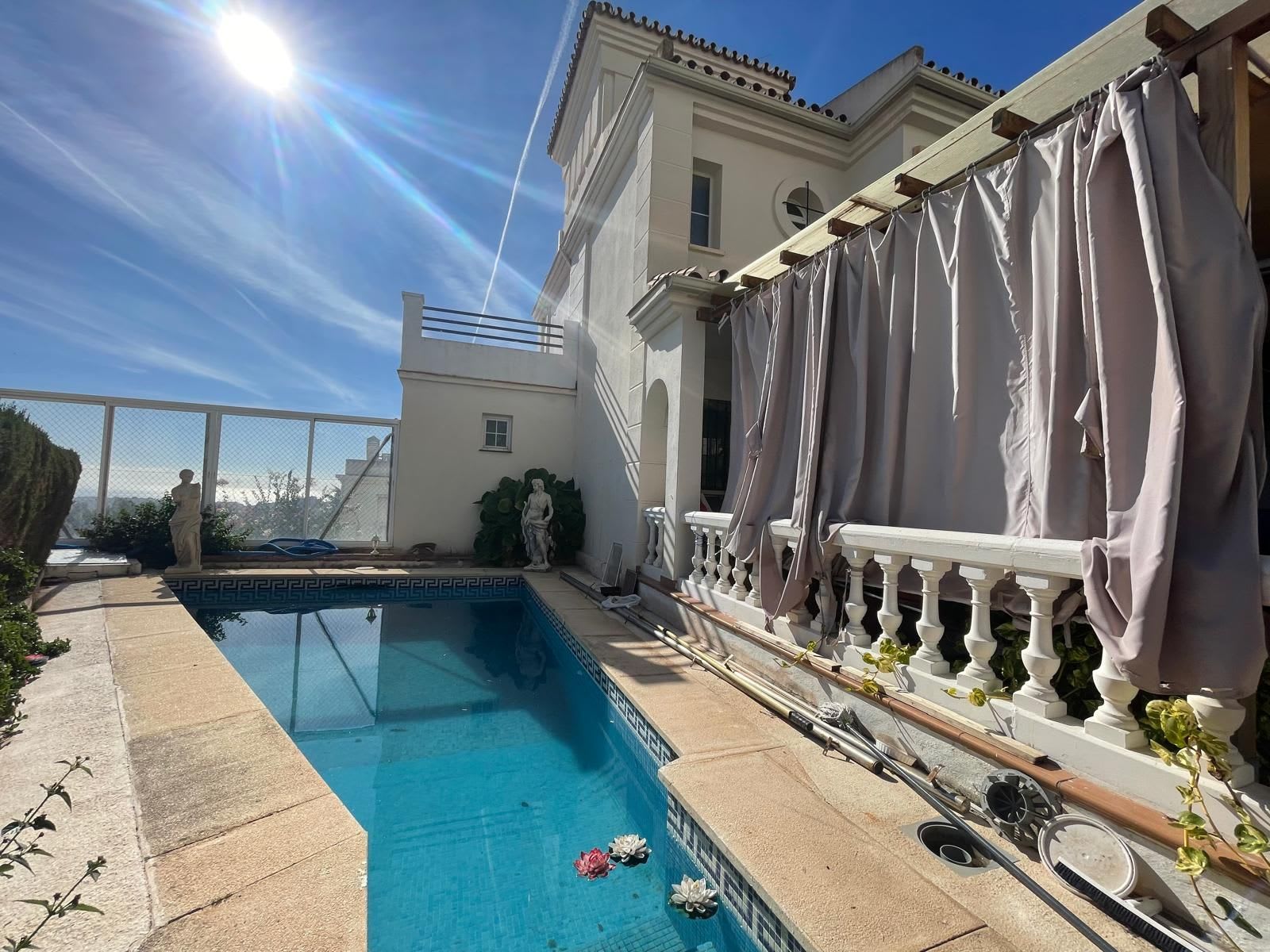 Rekkehus med 3 soverom til salgs i Benalmadena, Bilde 2