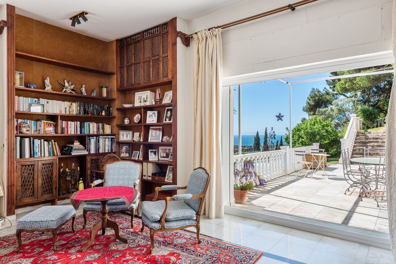 Villa til salgs i Marbella, Bilde 2