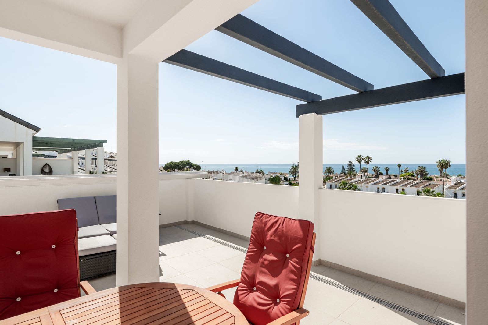 Toppleilighet til salgs i Estepona, Bilde 3