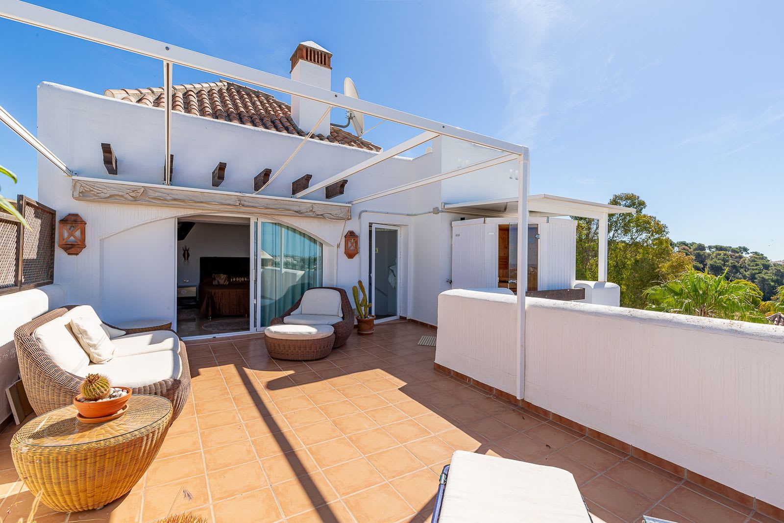 Duplex-penthouse til salgs i Nueva Andalucía, Bilde 2