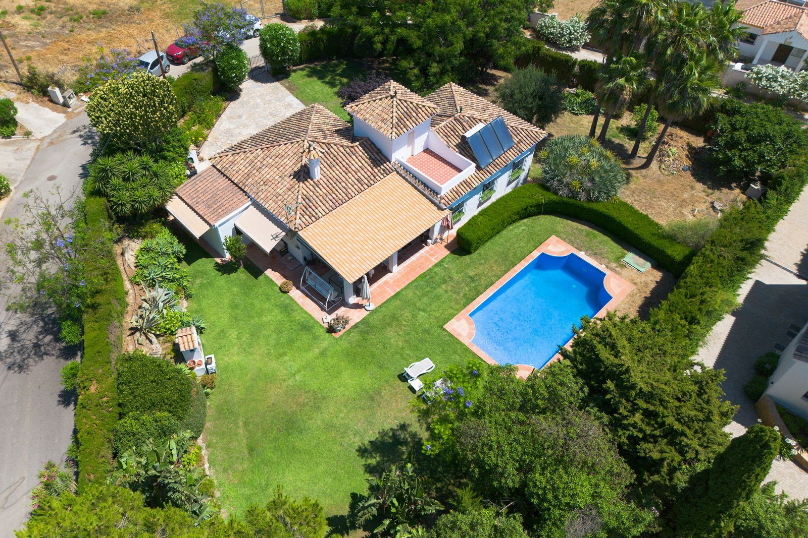 Villa til salgs i Estepona, Bilde 3