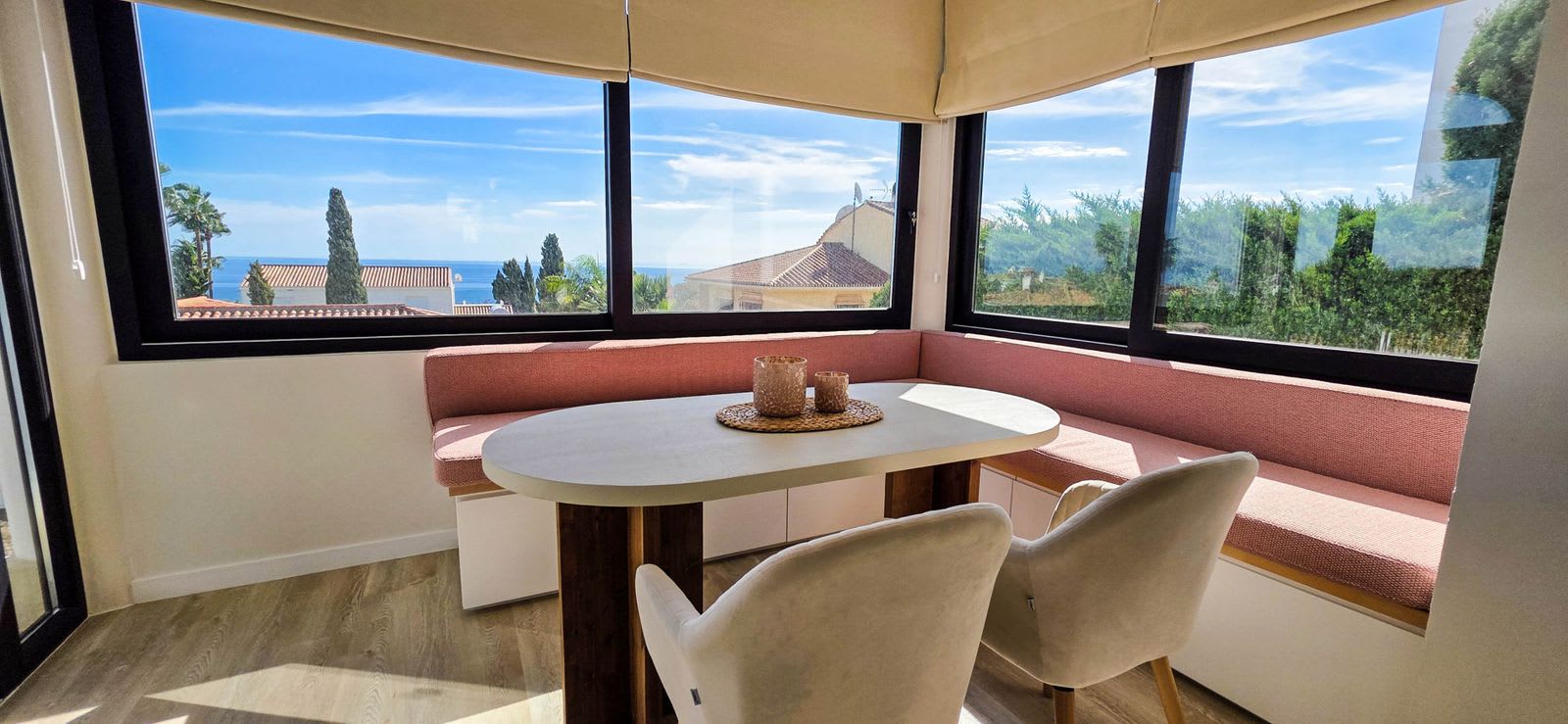 Frittliggende villa til salgs i Manilva, Bilde 3