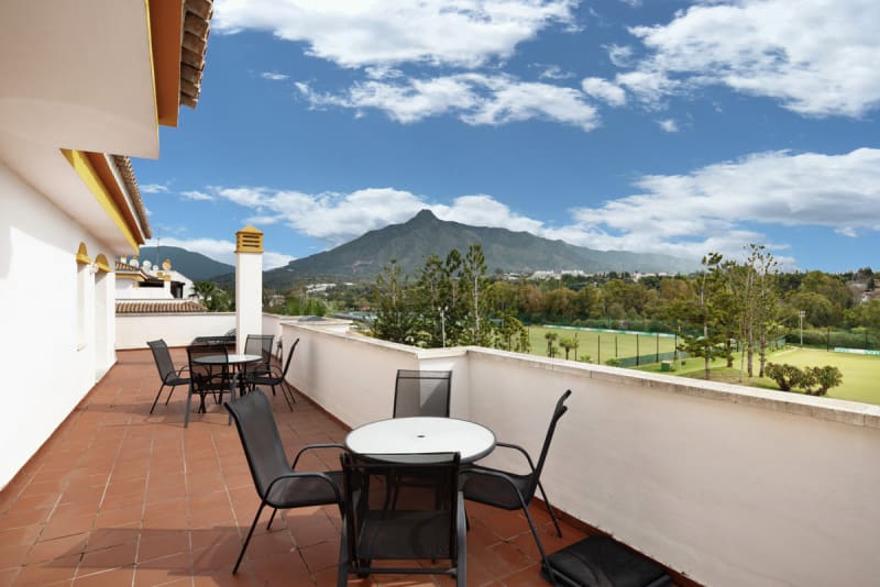 Penthouse til salgs i Nueva Andalucía