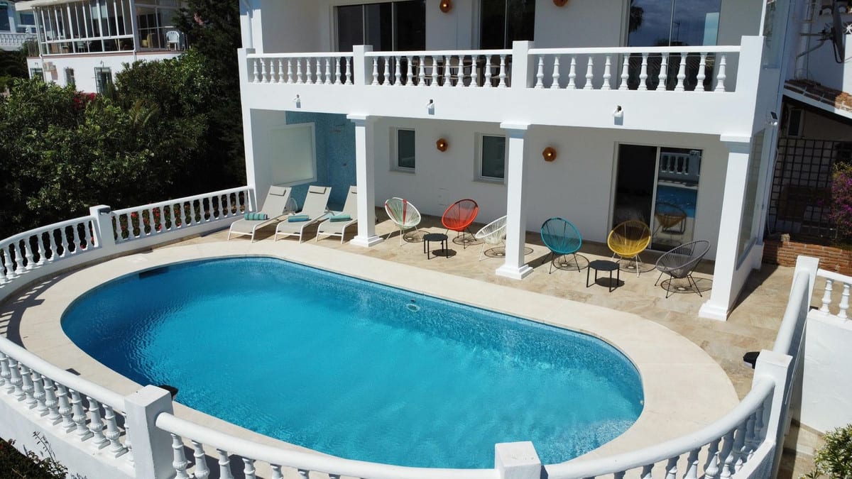 Frittliggende villa til salgs i El Chaparral, Bilde 2