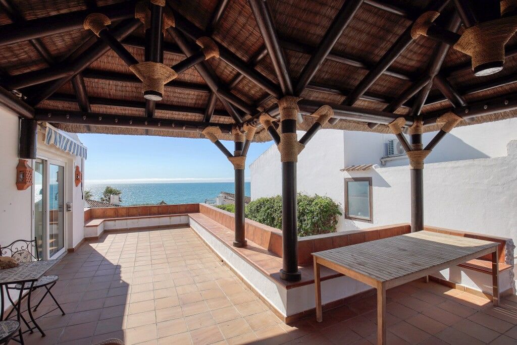 Villa til salgs i Estepona, Bilde 2