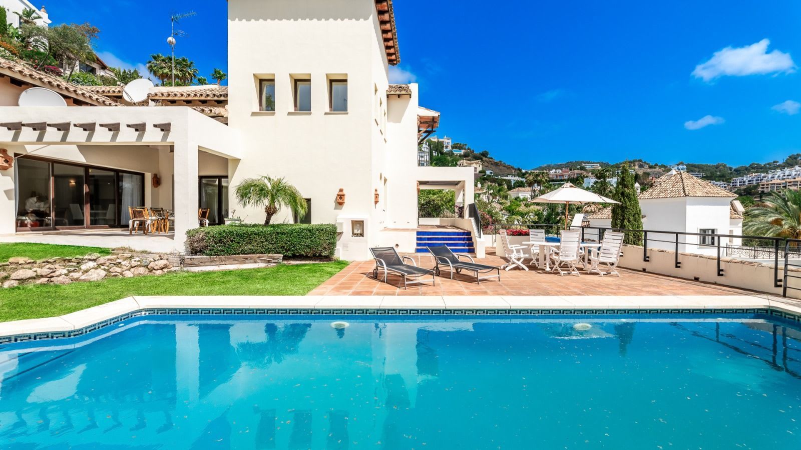 Frittliggende villa til salgs i Los Arqueros, Bilde 3