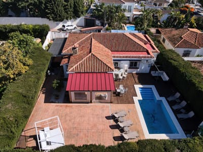 Frittliggende villa til salgs i Benalmadena Costa, Bilde 2