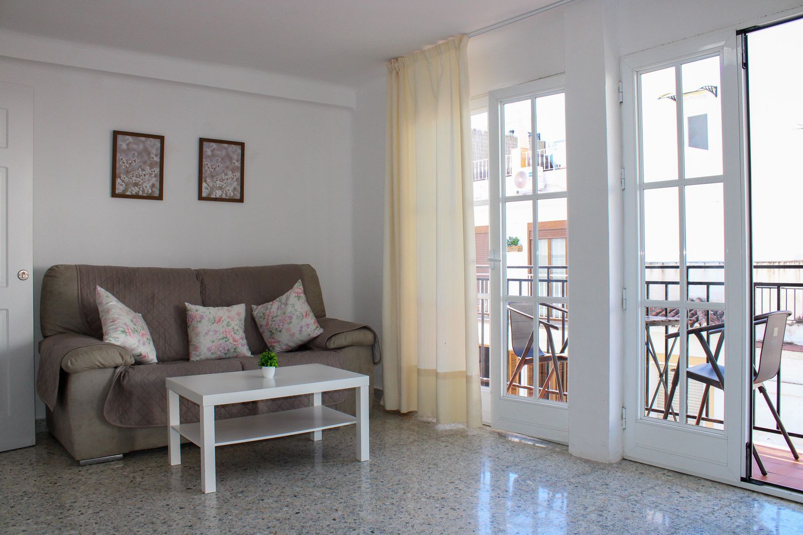 Tomannsbolig til salgs i Nerja, Bilde 3