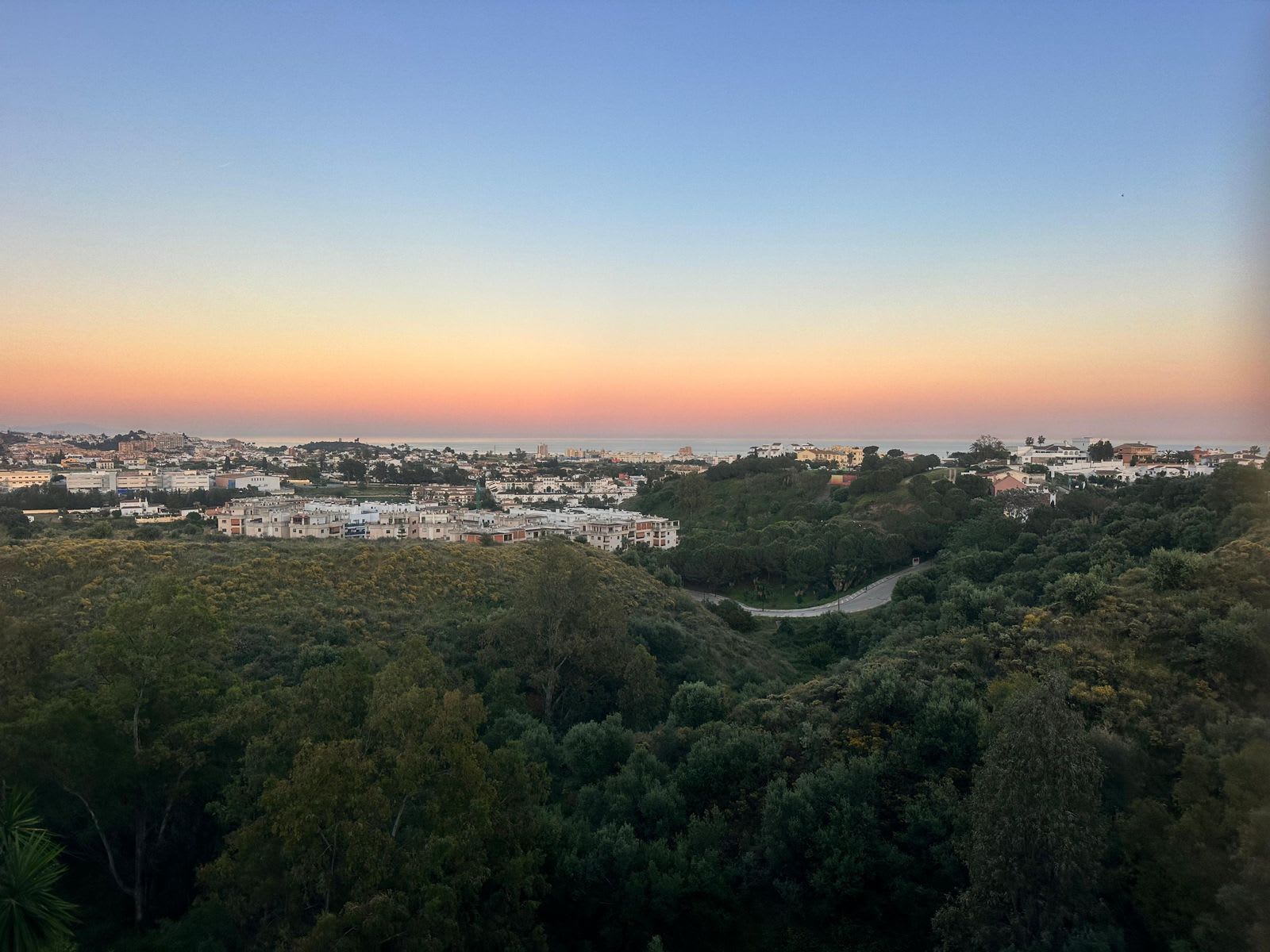 Frittliggende villa til salgs i Mijas Costa, Bilde 2