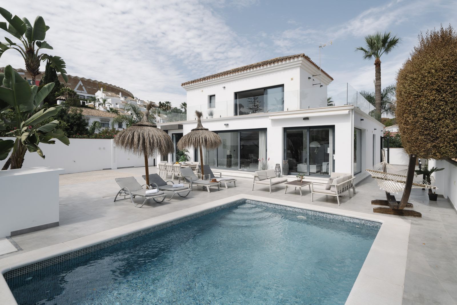 Frittliggende villa til salgs i Nueva Andalucía, Bilde 2