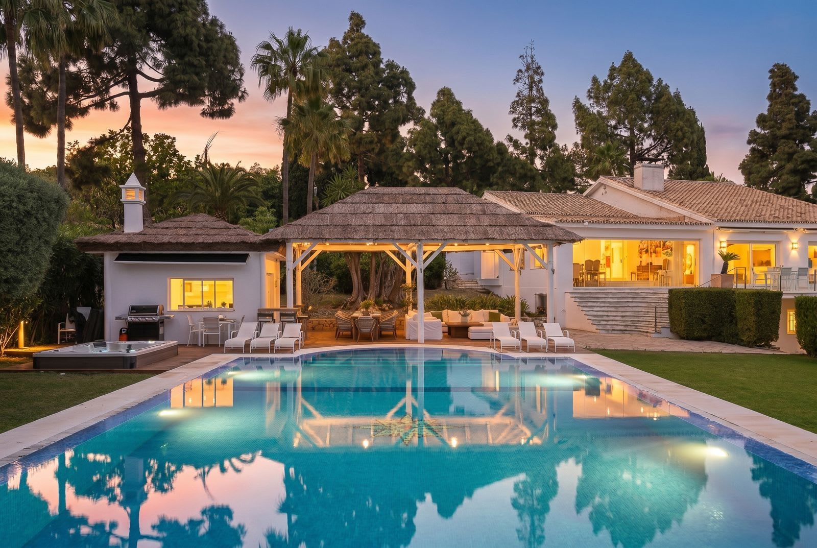 Villa for sale in Marbella, Photo 2