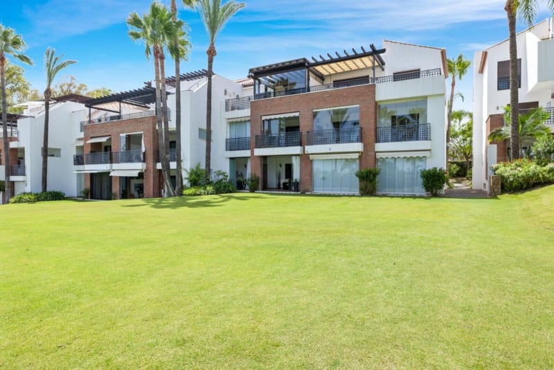 Toppleilighet til salgs i Estepona