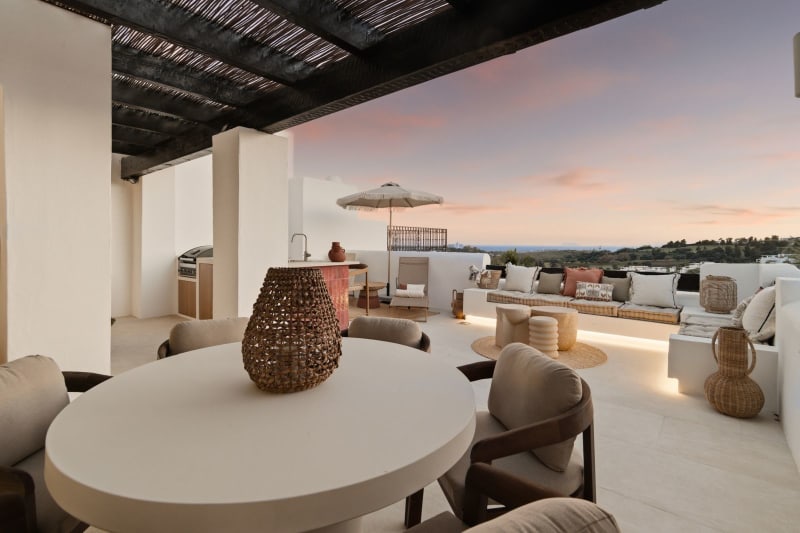Duplex-penthouse til salgs i Benahavís