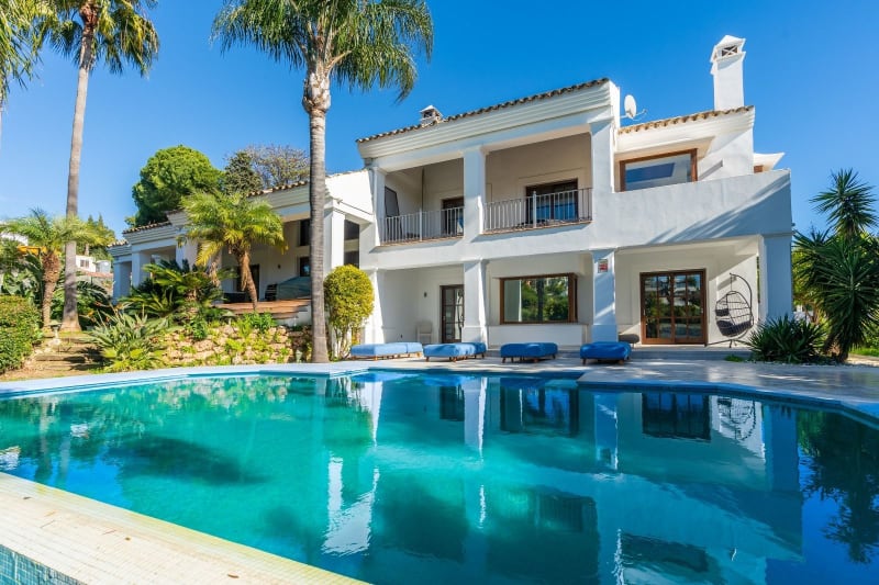 Villa til salgs i El Paraíso, Benahavís