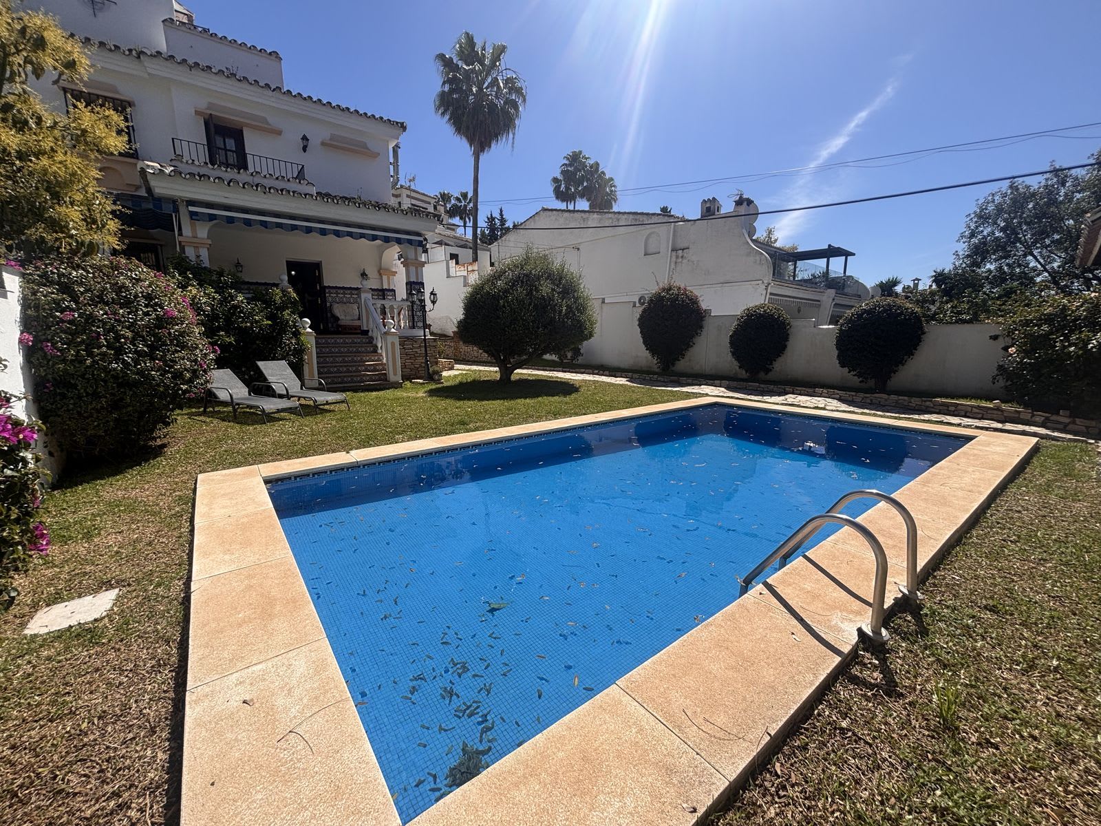 Tomannsbolig til salgs i Nueva Andalucía, Bilde 3