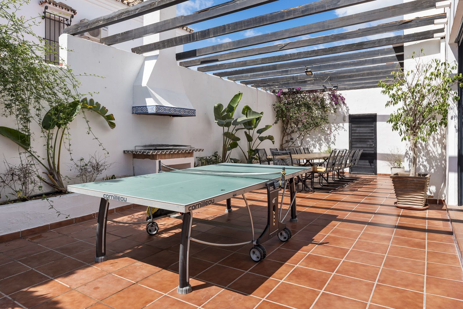 Frittliggende villa til salgs i Nueva Andalucía, Bilde 3