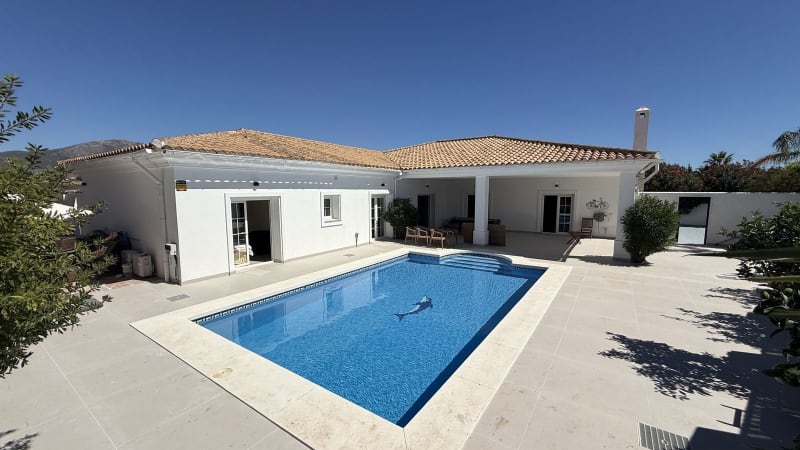 Frittliggende villa til salgs i La Cala Golf