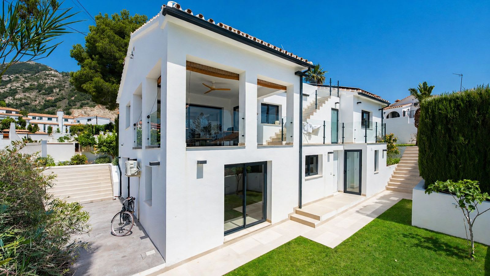 Frittliggende villa til salgs i La Capellania, Bilde 2