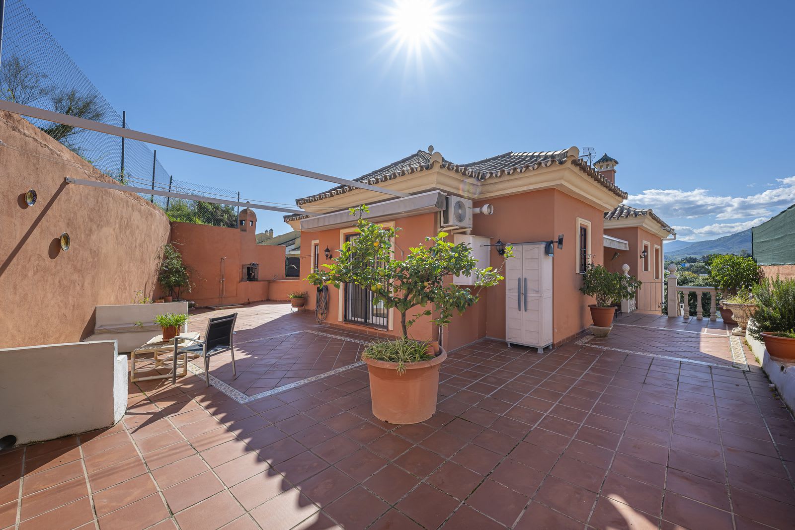 Frittliggende villa til salgs i La Quinta, Bilde 3