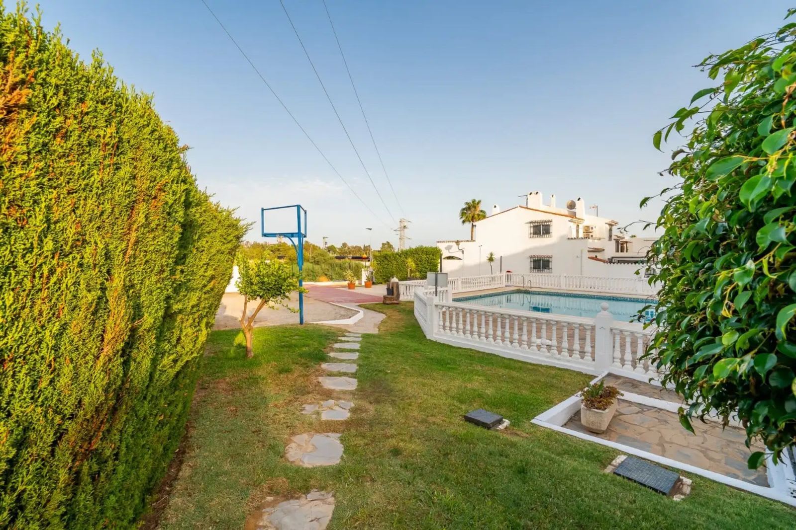 Rekkehus til salgs i Atalaya, Estepona, Bilde 3