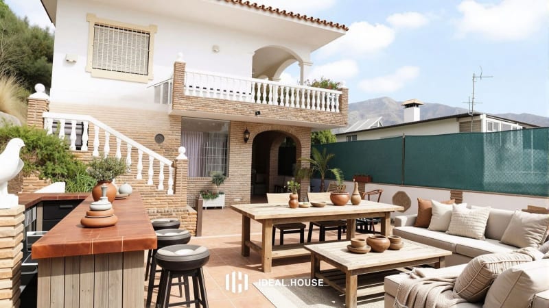 Frittliggende villa til salgs i Campo Mijas