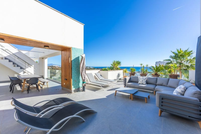 Penthouse til salgs i Casares Playa