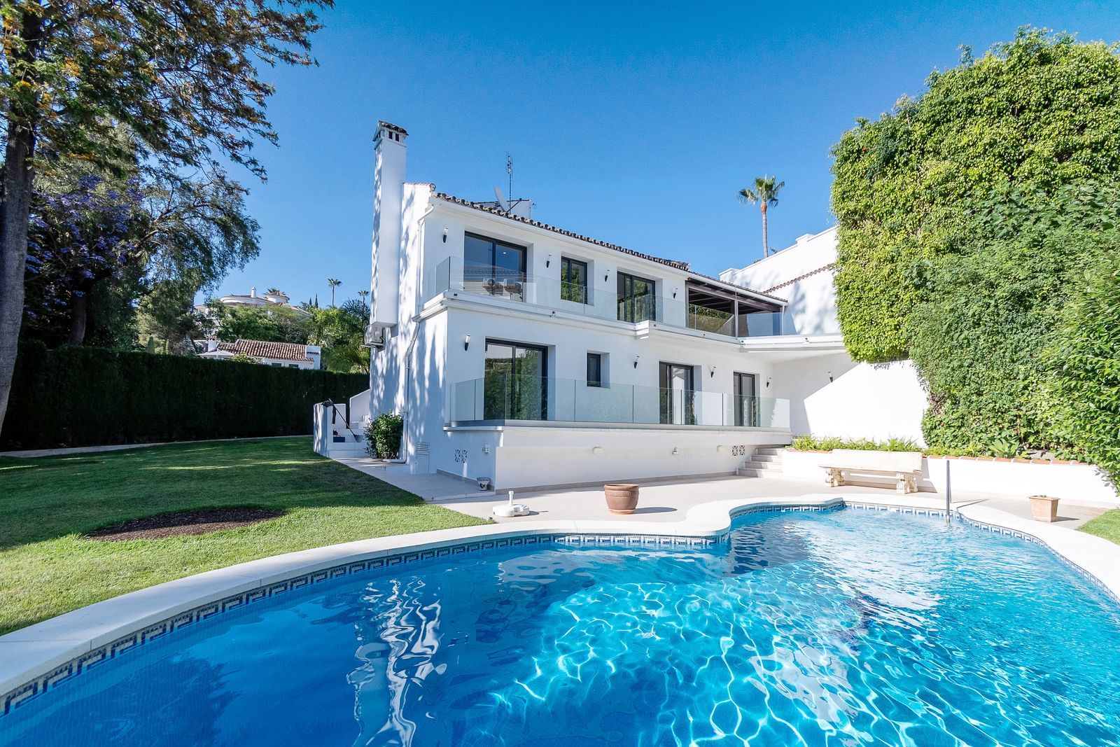 Villa til salgs i Marbella, Bilde 2