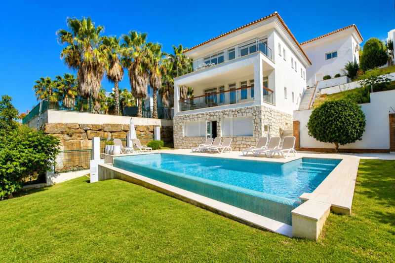 Frittliggende villa til salgs i La Cala Golf