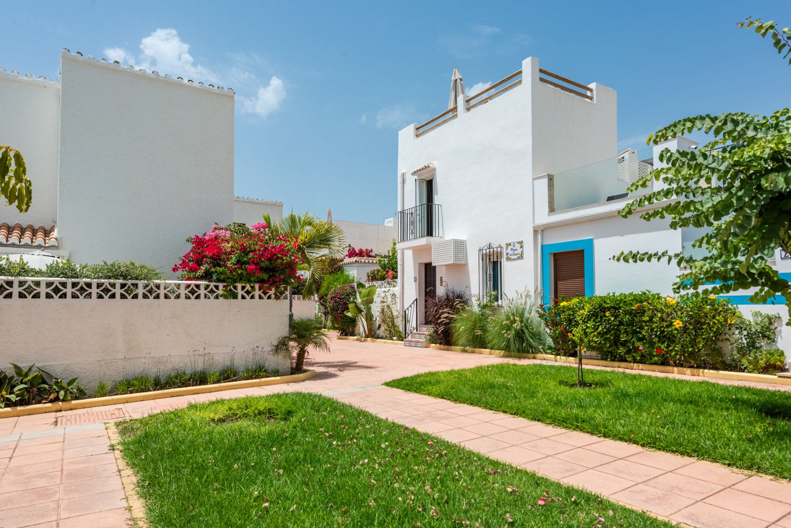 Rekkehus med 2 soverom til salgs i Estepona, Bilde 2