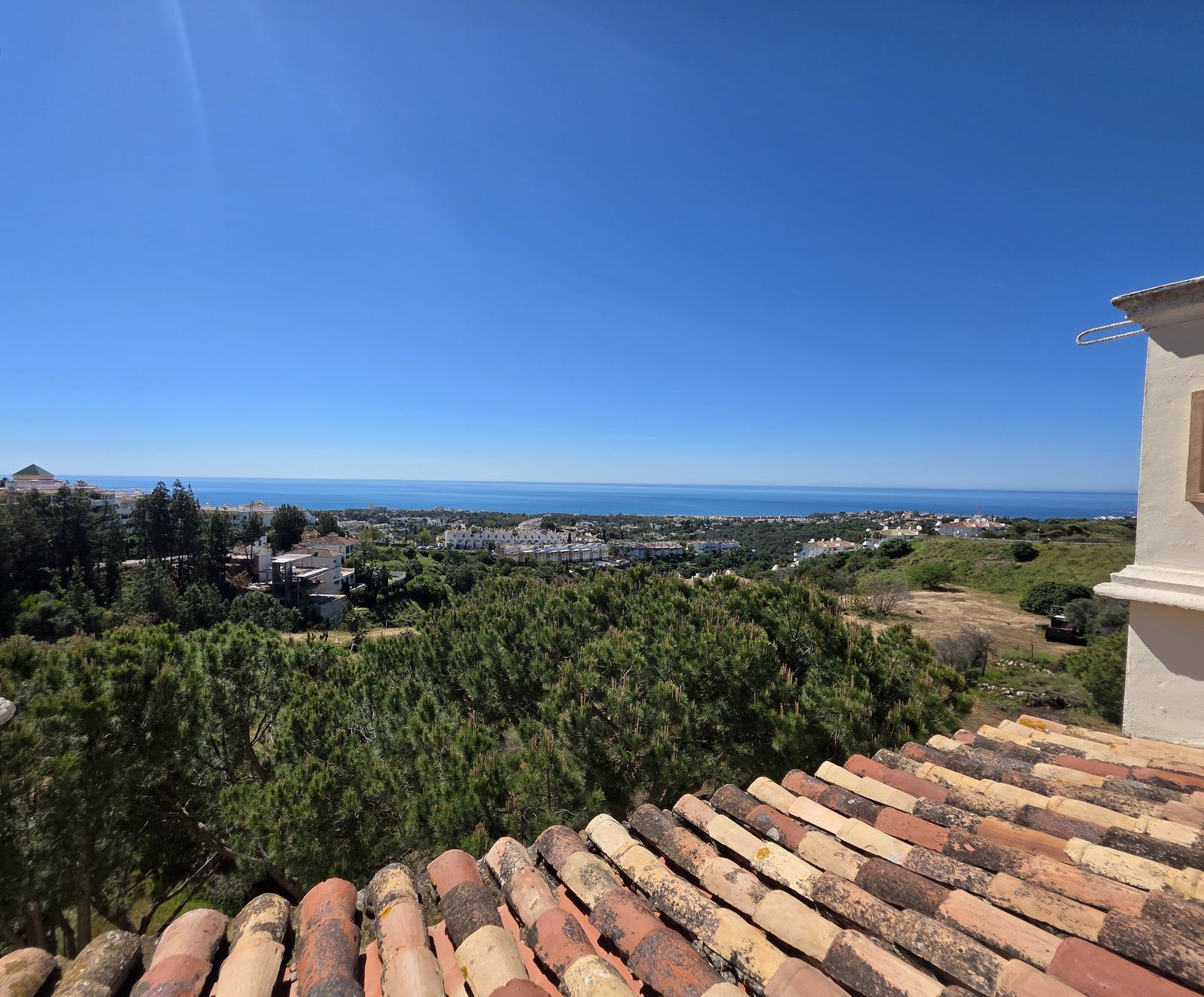 Duplex-penthouse til salgs i Calahonda, Bilde 3