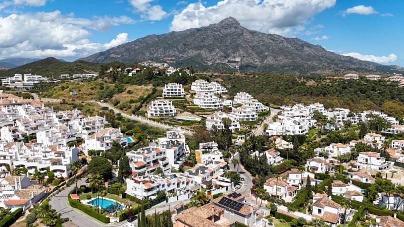 Radhus till salu i Nueva Andalucía, Marbella