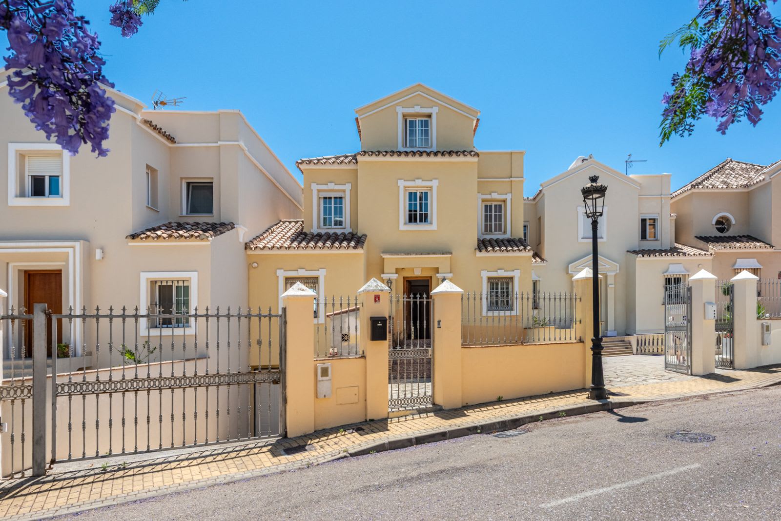 Villa til salgs i Estepona, Bilde 2