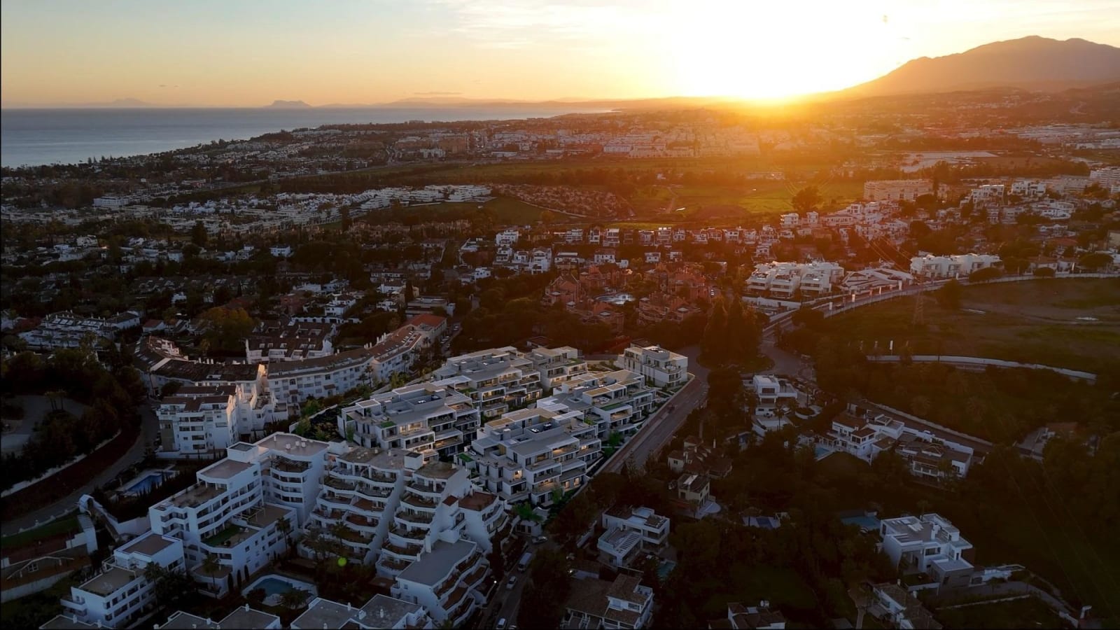 Duplex-penthouse til salgs i Marbella, Bilde 2