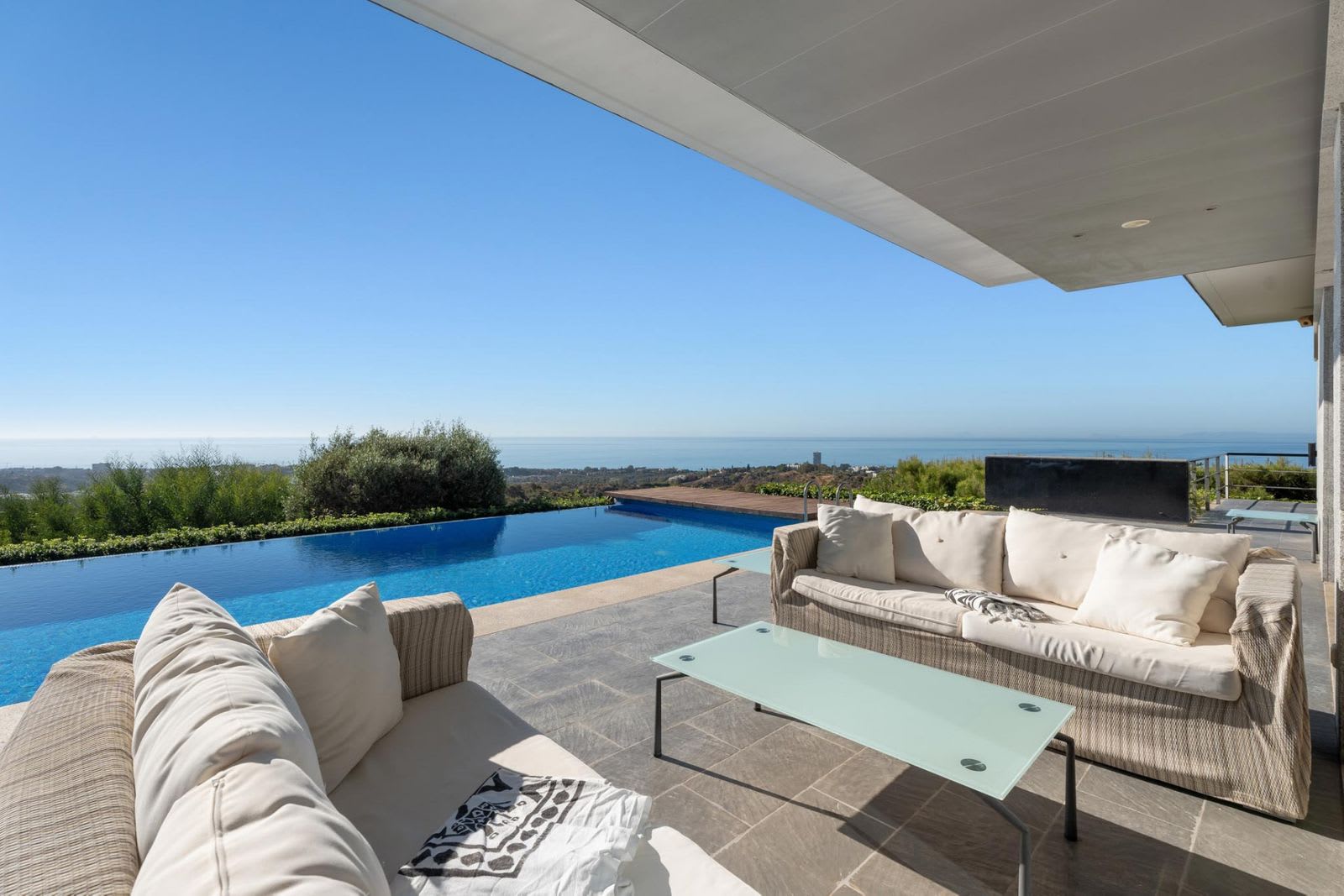 Frittliggende villa til salgs i Altos de los Monteros, Bilde 2