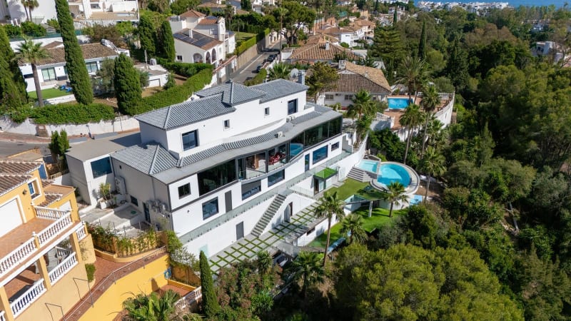 Villa til salgs i Torrequebrada, Benalmádena