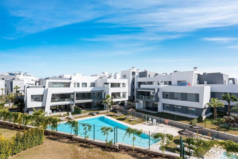 Lägenhet på bottenvåning till salu i Estepona