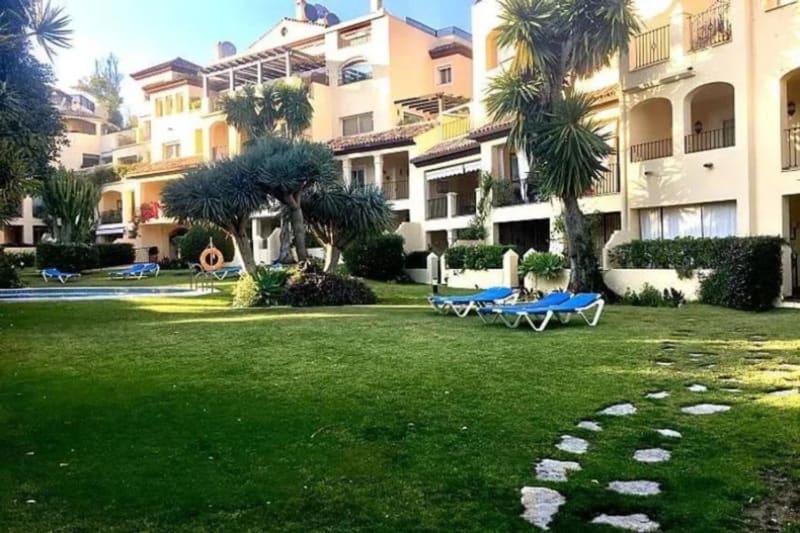 Leilighet i første etasje til salgs i Guadalmina Alta