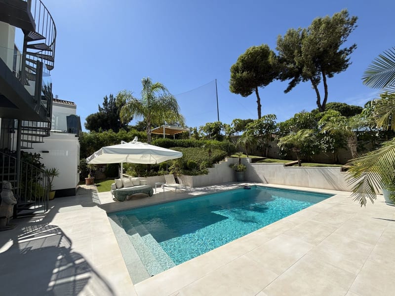 Frittliggende villa til salgs i La Cala Golf