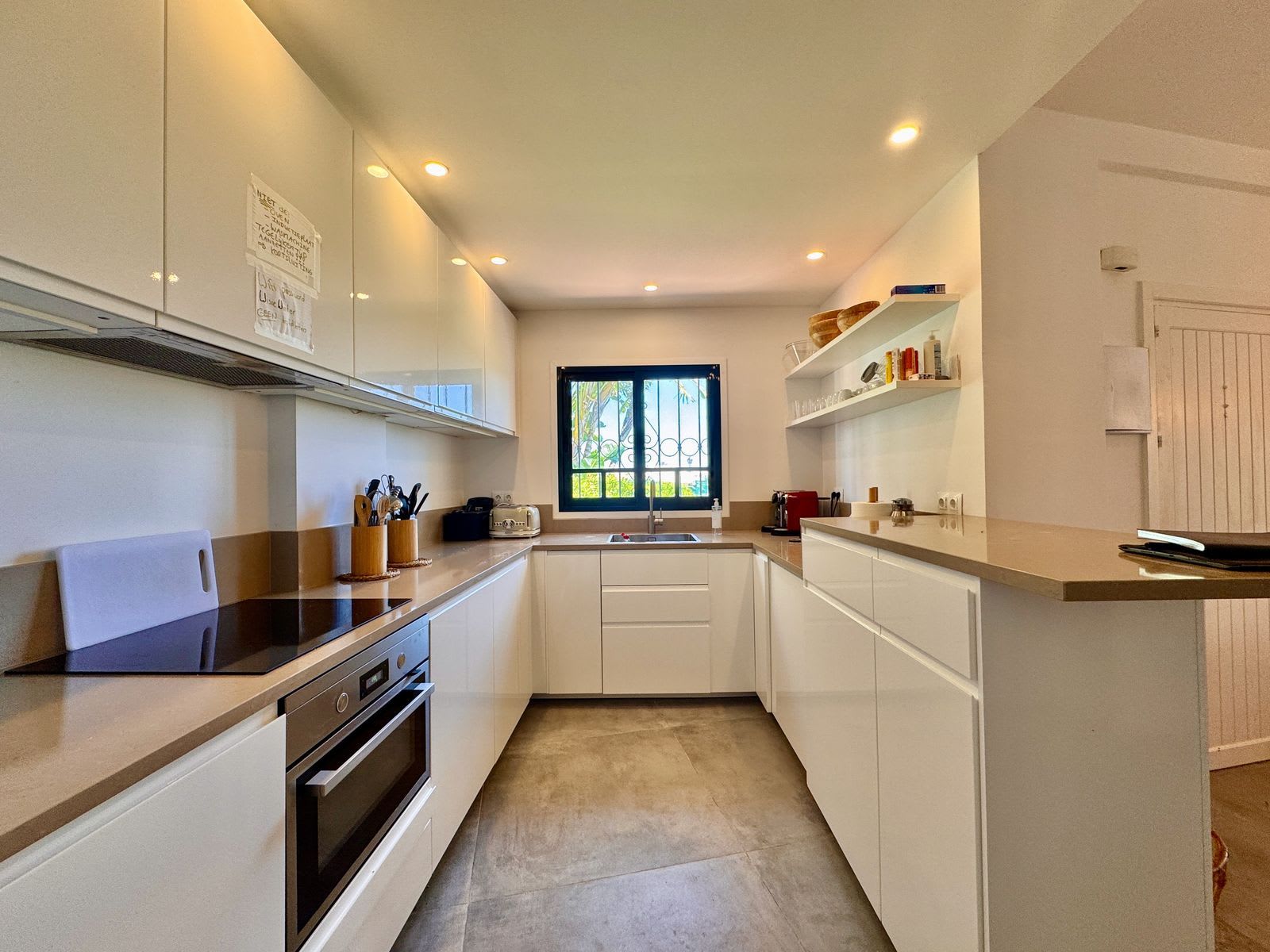 Penthouse til salgs i Puerto de Cabopino, Bilde 2